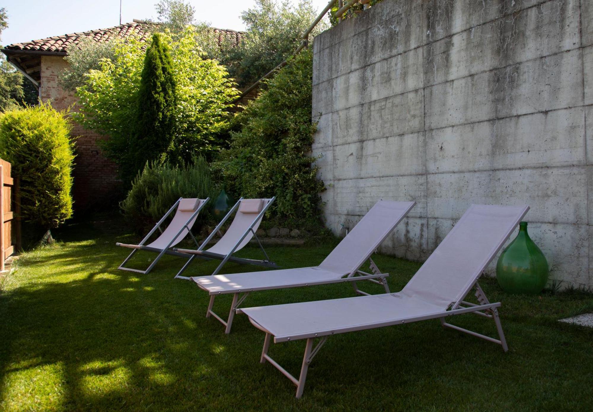Casa Graziella- Appartamenti Vacanze Portacomaro Экстерьер фото